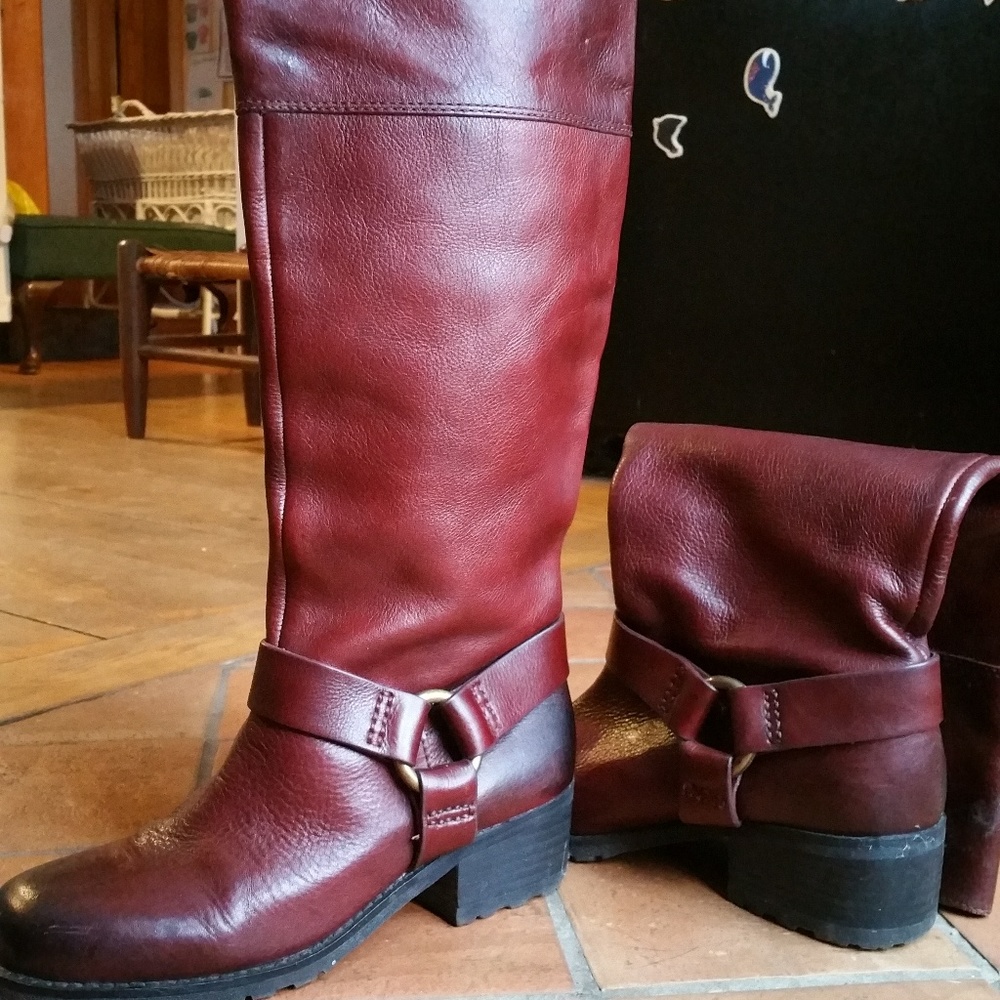 Size 8 Beauty Boots ;-)